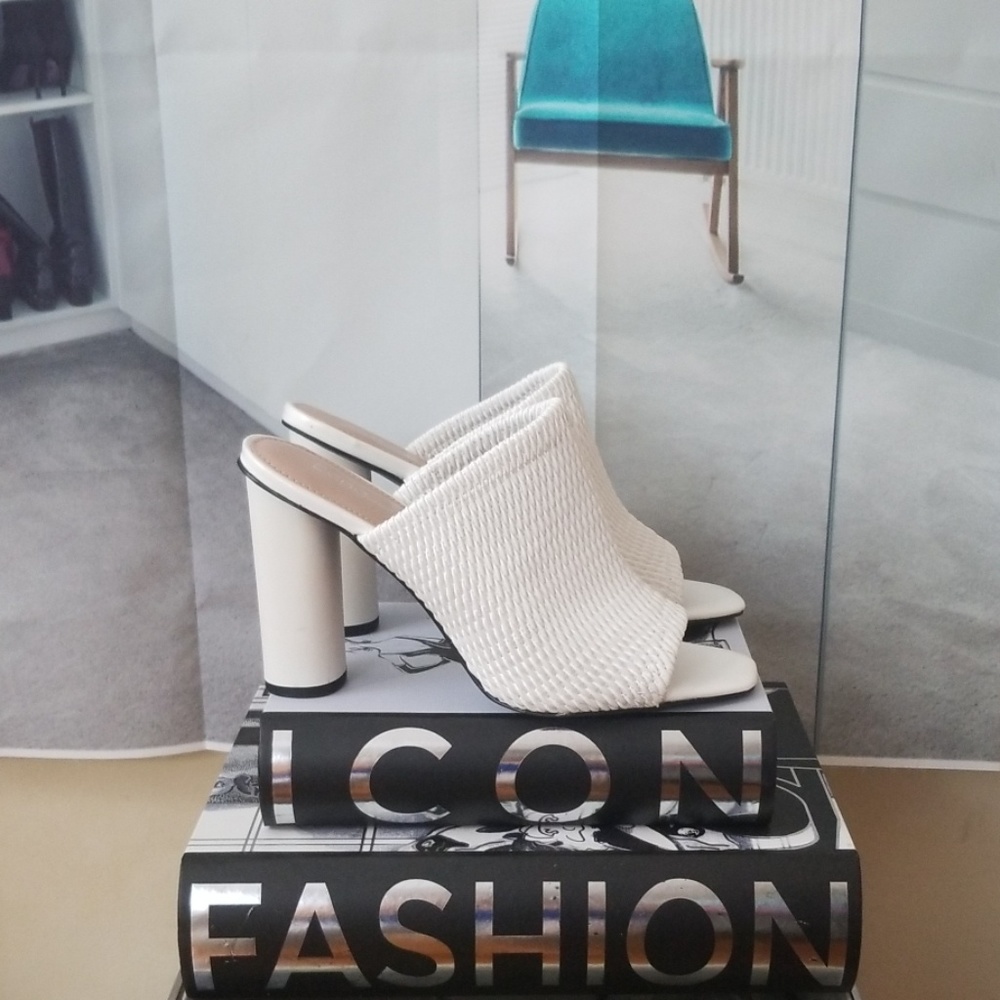 BCBG Generation chunky heel slides